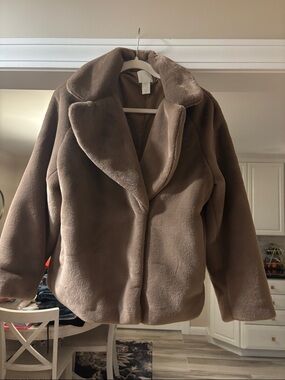 H&M Women's Brown Teddy Faux-Fur Jacket